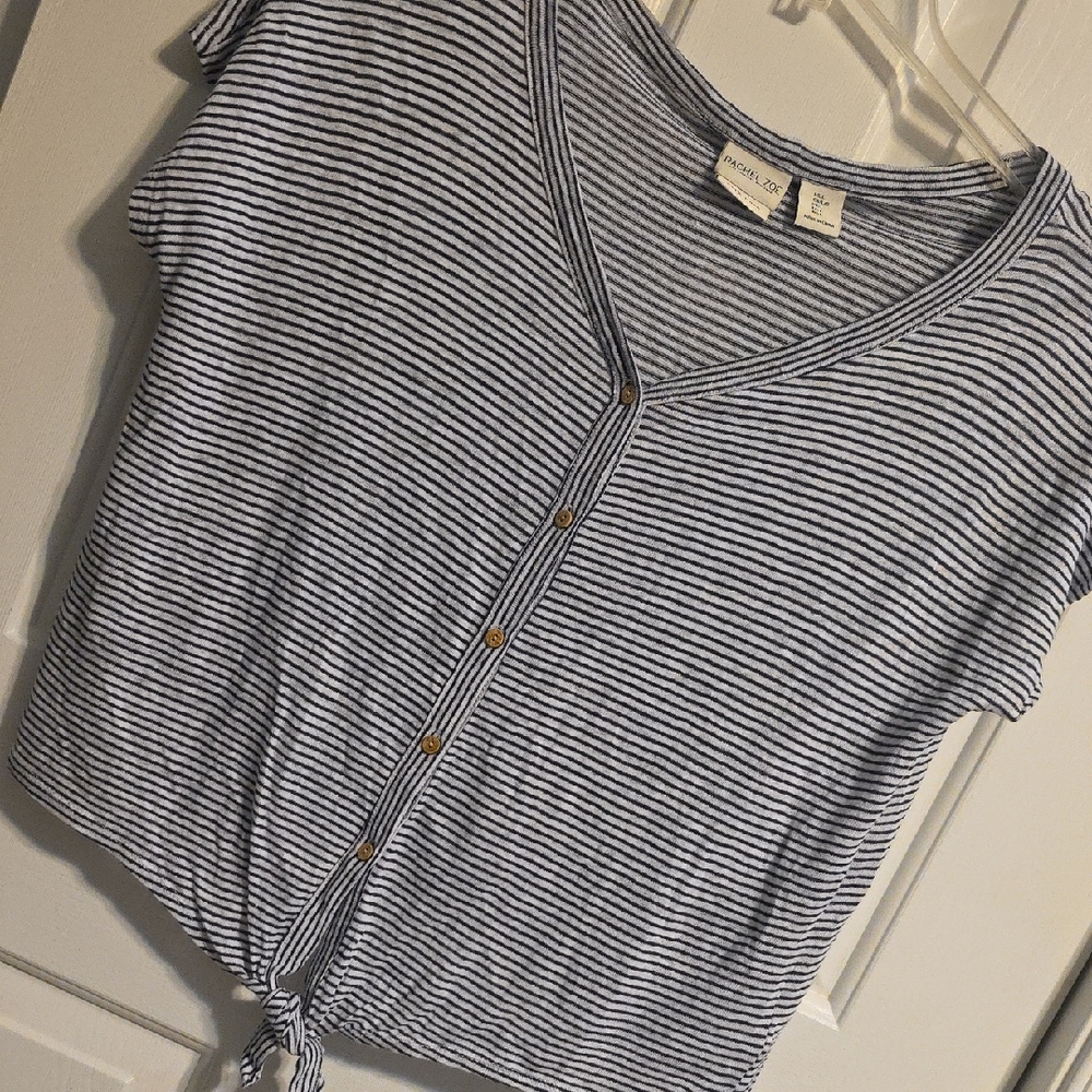 Rachel Zoe Blue and White Tie Front Short Sleeve Blouse T093